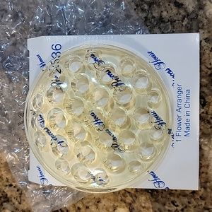 Princess House Flower Arranger